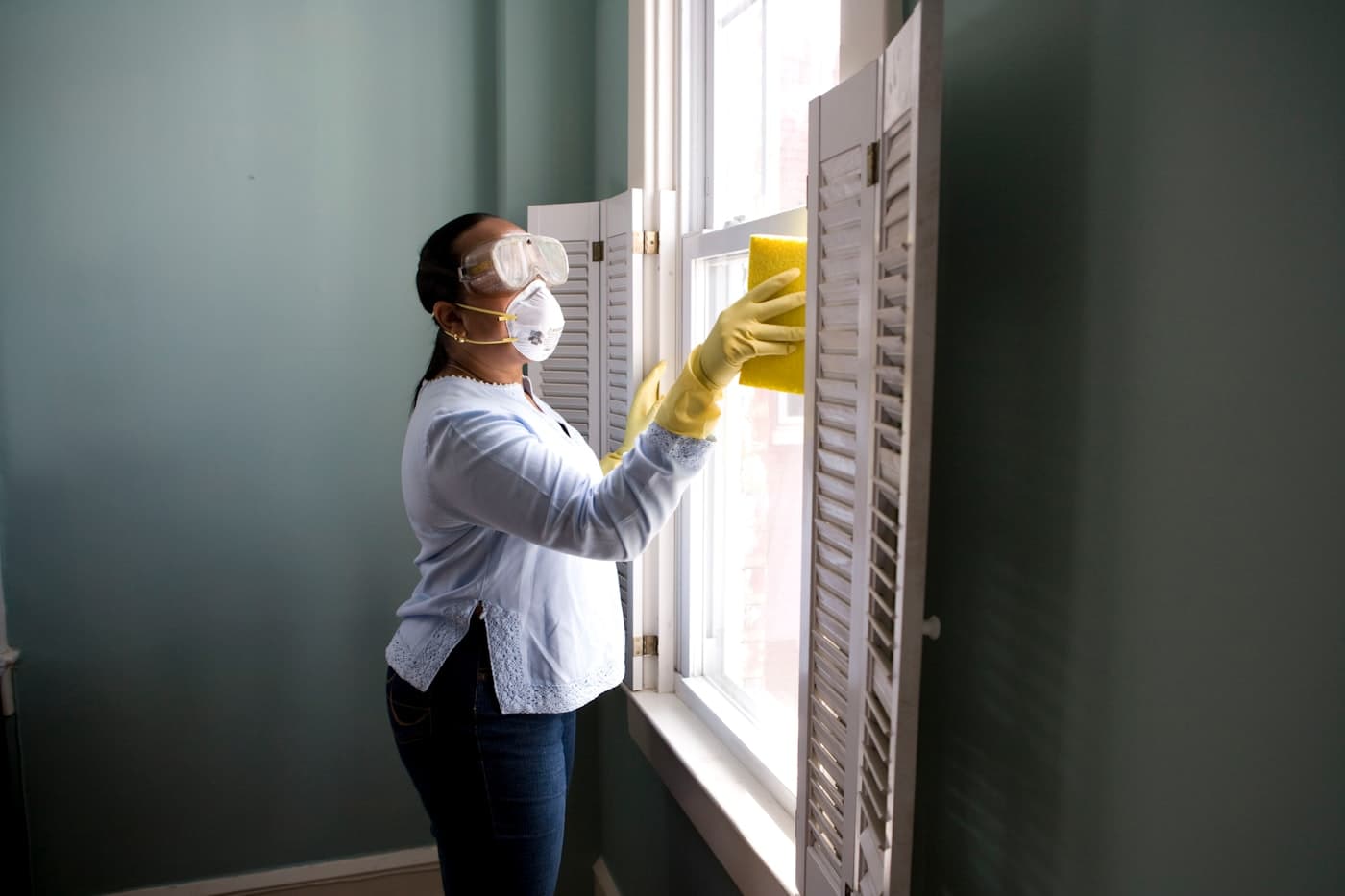 Window & Glass Cleaning